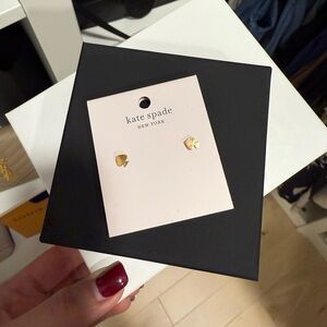 Brand new Kate Spade earrings ✨